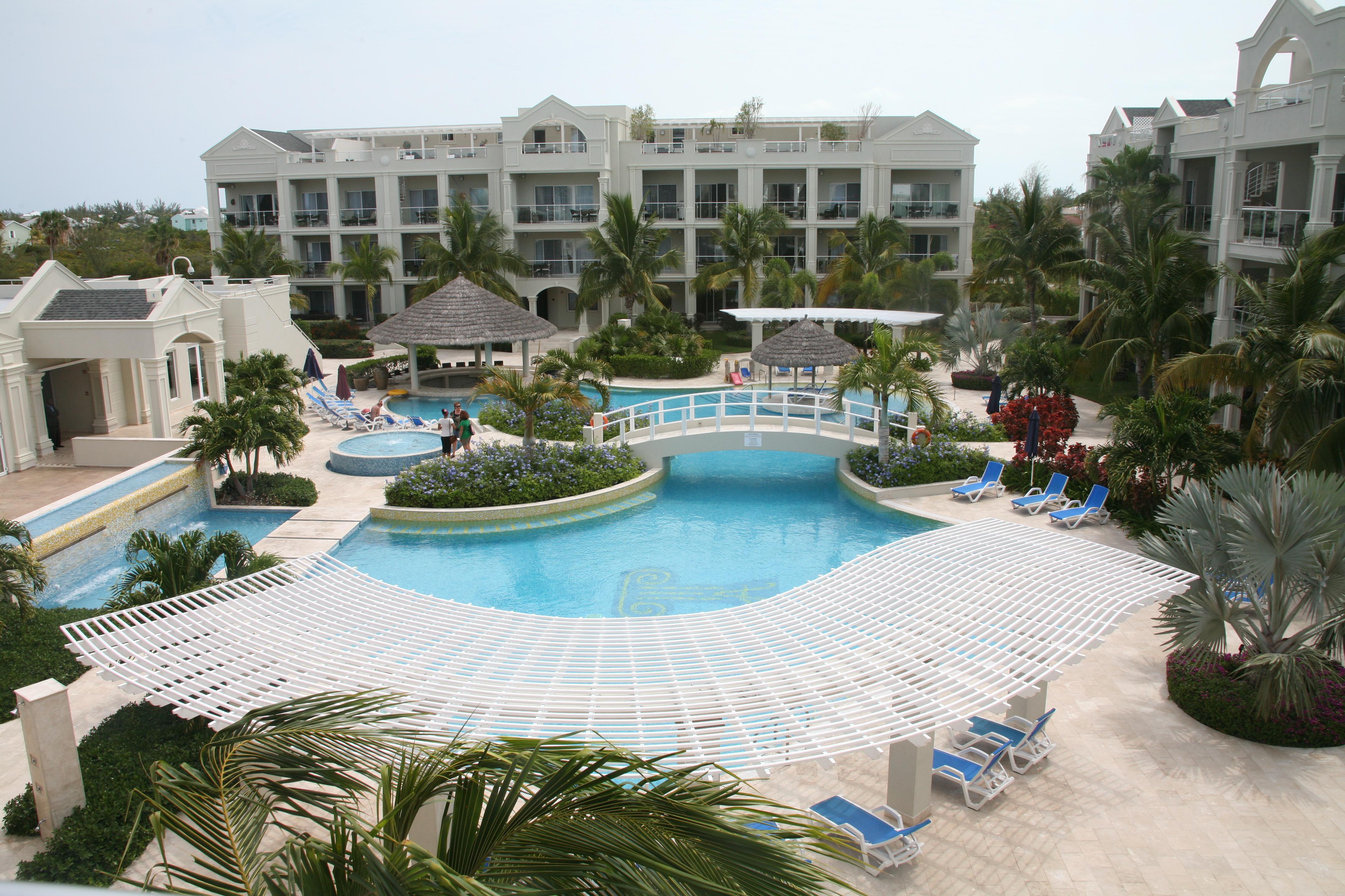 The Atrium Resort Grace Bay Exterior photo