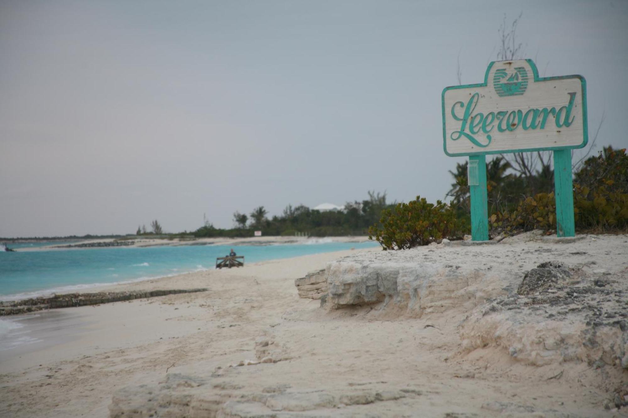 The Atrium Resort Grace Bay Exterior photo